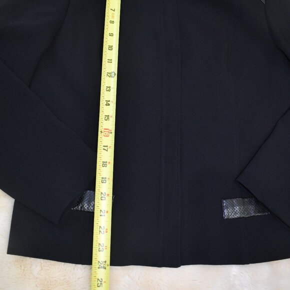 Women’s Black Blazer Jacket Size Large Faux Leather Trim Full Zip Chic Office - Picture 12 of 15